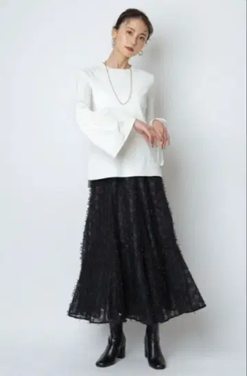 카듀네 CADUNE 플래그얀 스커트