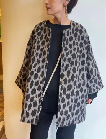 비어즐리 beardsley 레오파드 코트 새상품급