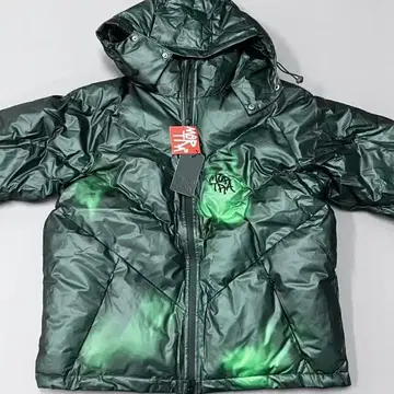 MERTRA Heat reactive puffer 다운 자켓 M 사이즈