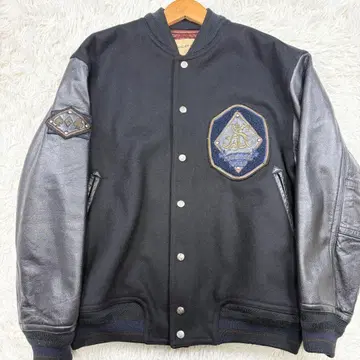 레어/XL 상당 아틀리에 서브 바시티 자켓 소매 가죽 소가죽 와펜 엠블럼