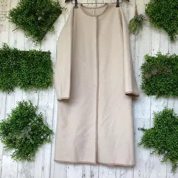 평평하게 놓음 가슴 너비 56 어깨 너비 57 소매 폭 22