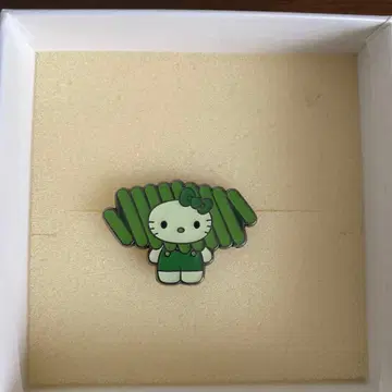 헬로키티 그린 컬러 핀 배지 일본관 간사이 박람회