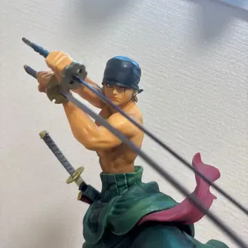 조로 피규어 ONE PIECE