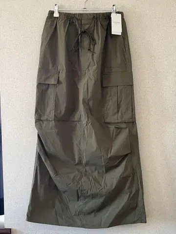 미니 립 카고 맥시 스커트 베이크루즈