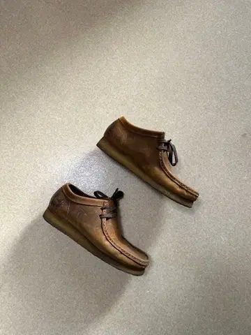Clark's original Wallabee 브라운 가죽 25cm