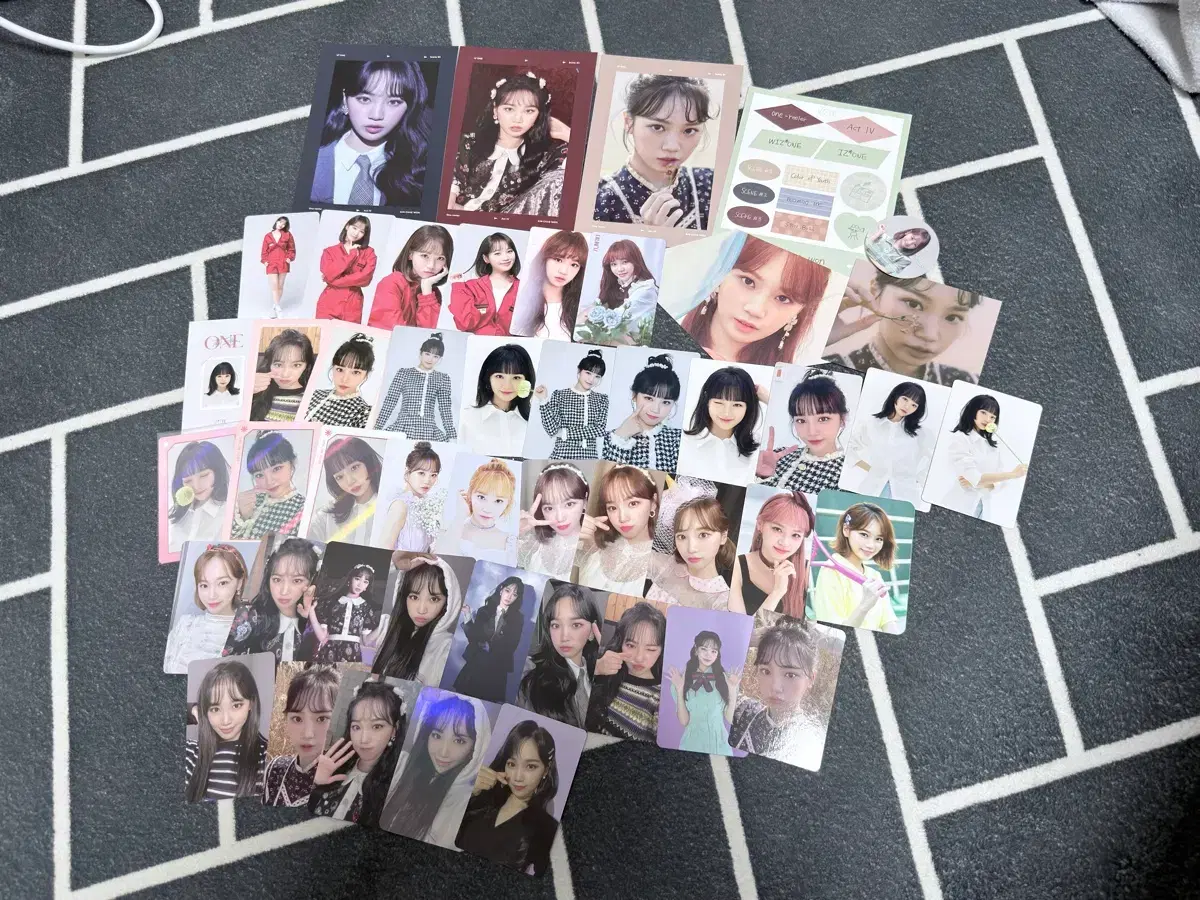 Kim Chaewon Chaewon real photo photocard total bulk wts 88 sheets Le Sserafim