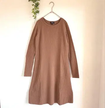 띠어리 새상품급 캐시미어 울 플레어 리브 니트 원피스 캐시미어