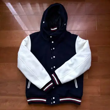 BEAMS 플리스 바시티 자켓 후드 부착 사이즈 M 짧은 기장 더블 지퍼