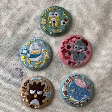 캐릭터 자수 핀 배지 5개 세트