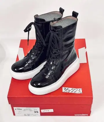 미사용 35 wonders 가죽 부츠 블랙 x 화이트 밑창 3507