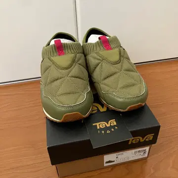 새상품 Teva 테바 엠버 모크 퀼팅 슬립온 카키 23cm