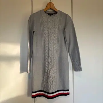 TOMMY HILFIGER 케이블 짜임 니트 원피스 XS 그레이