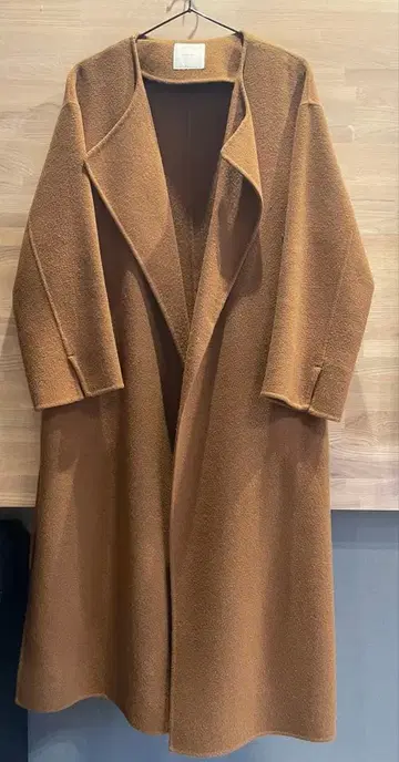 스픽 앤 스팬 비버 폴드 라펠 롱 코트