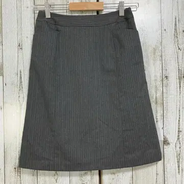 레미유 스커트 무릎 기장 타이트 스트라이프 그레이 SS 울 혼방 안감