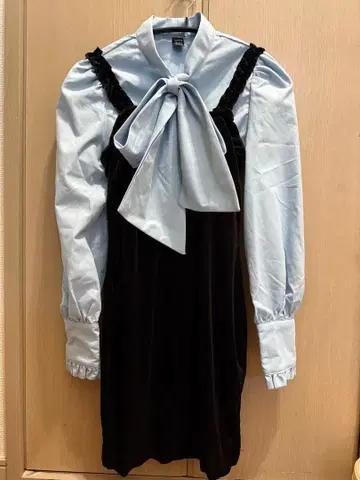 블라우스 점프 스커트 묶음 판매 익명 배송