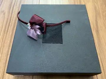 리본 포함 버건디 헤어밴드