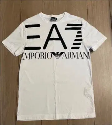 [ 인기 모델 ] EMPORIO ARMANI 티셔츠 화이트