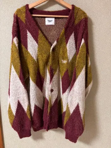 Younger Song 다이아몬드 패턴 가디건