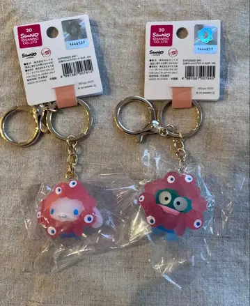 산리오 아크릴 키링 2개 세트