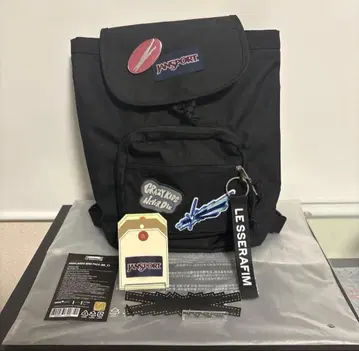 LESSERAFIM X Jansport 하이랜즈 미니팩