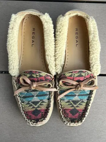 REGAL 플리스 체크 무늬 모카신