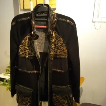 이타리야 / 레오파드 무늬 자켓