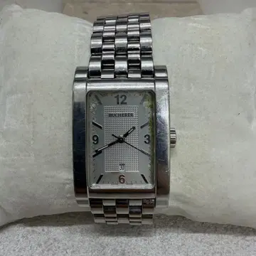 [ 작동 미확인 ] 부페라 실버 다이얼 쿼츠 손목시계 W.006