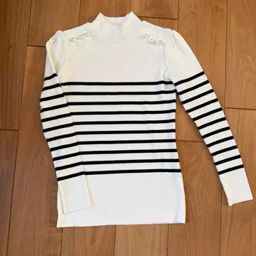보더스 앳 발코니 스트라이프 니트 스웨터 긴팔 화이트/블랙