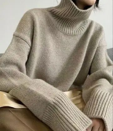 미사용 새상품 Deux Amour의 베이지 니트