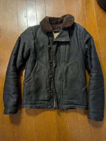 프리휠러스 N-1 DECK JACKET 프론트 후크 & 지퍼