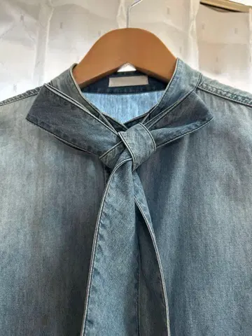 파시오네 데님 리본 포함 긴팔 셔츠