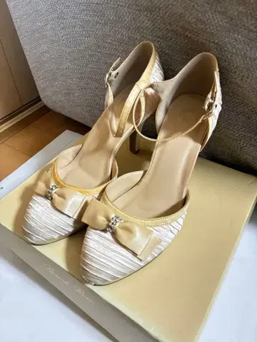 Rew de Rew 리본 포함 하이힐 LL 사이즈