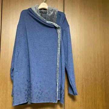 drag store 후드 부착 파랑 자켓