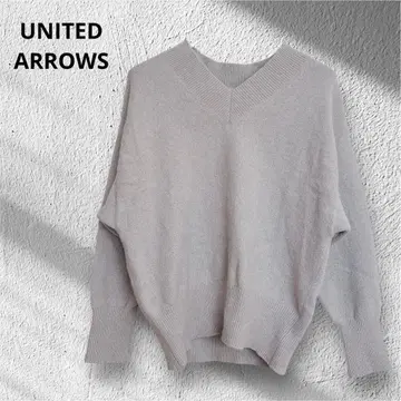 새상품급 유나이티드 애로우즈 울 폭스 라메 V넥 니트