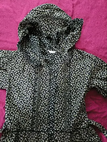 핑크하우스 후드 작은 꽃 원피스