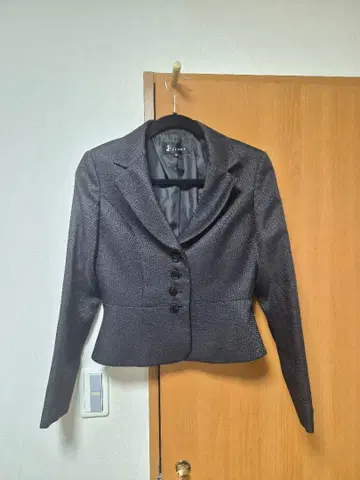 다크 그레이 세레모니 수트 세트