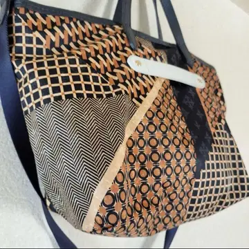 카지하라 카나코 콜라보 러셋 토트백 새상품급