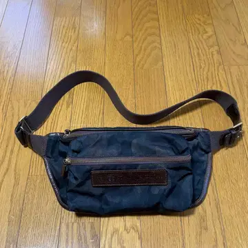 Felisi 카모 패턴 카모플라쥬 패턴 바디백