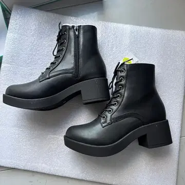 통굽 레이스업 부츠