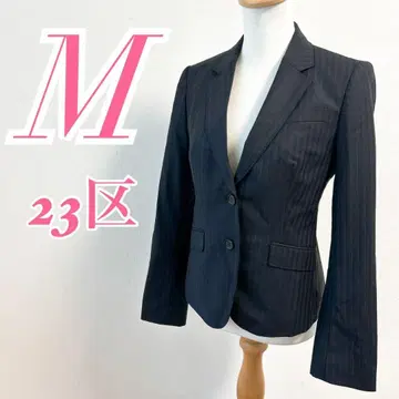 23구 블랙 테일러드 자켓 M 사이즈 깔끔한 코디 오피스 캐주얼