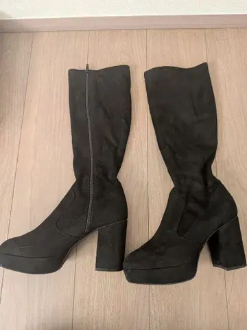 블랙 스웨이드 지퍼 롱 부츠