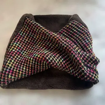 푹신푹신 컬러풀 망사 무늬 플리스 넥워머