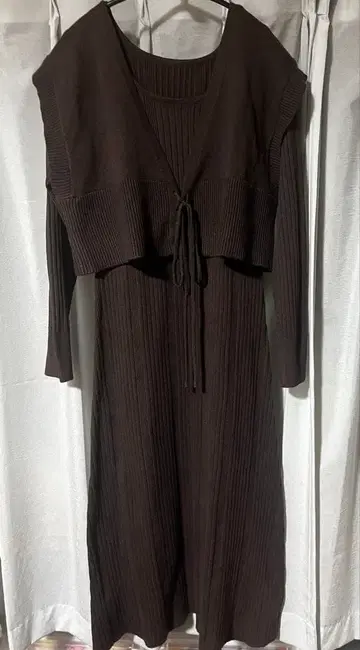 archives 니트 베스트 + 리브 니트 원피스 SET 브라운