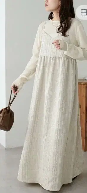 아이보리 긴팔 롱 원피스