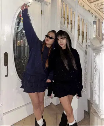 HTH glitter logo 후디 스커트 셋업