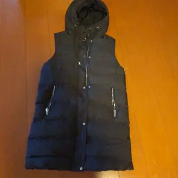 ZARA 블랙 롱 다운 베스트 후드 부착