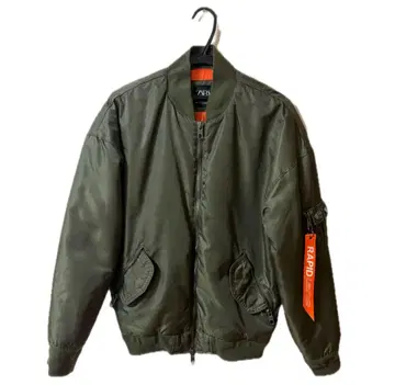 ZARA 올리브 그린 MA-1 자켓