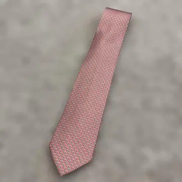 새상품급 SalvatoreFerragamo 핑크 넥타이 미사용 택 포함