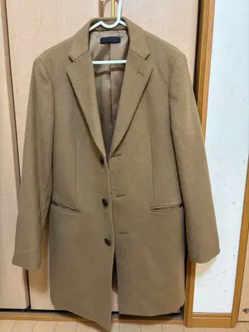 UNIQLO 베이지 체스터 코트