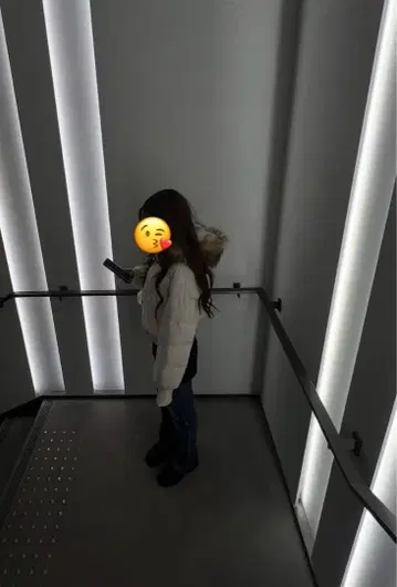 Y2K 그런지 헤이세이 화이트 퍼 다운